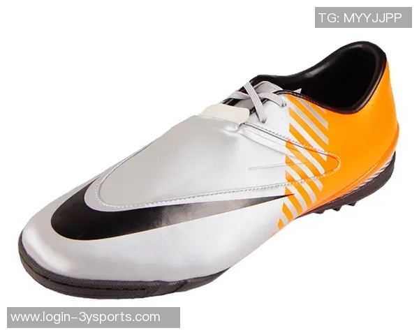 纯白足球鞋的魅力与搭配技巧探讨让你在赛场上尽显风采